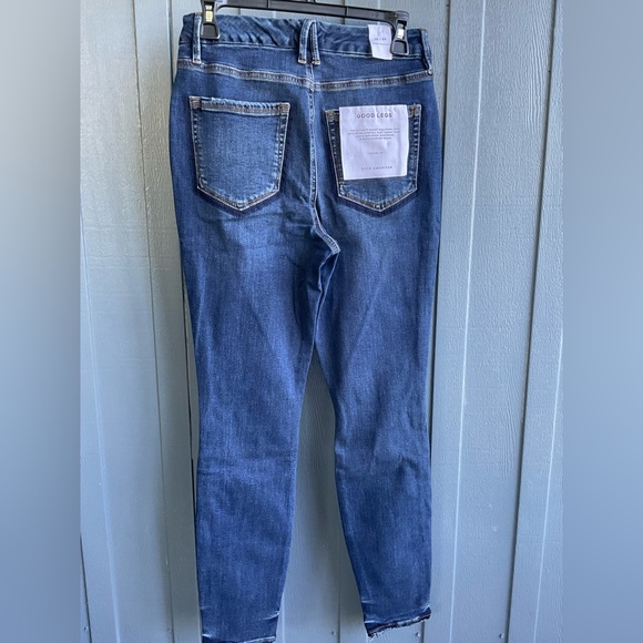 Good American Jeans - Picture 3 of 5